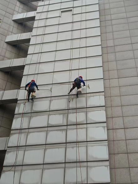 盐边高空外墙清洗